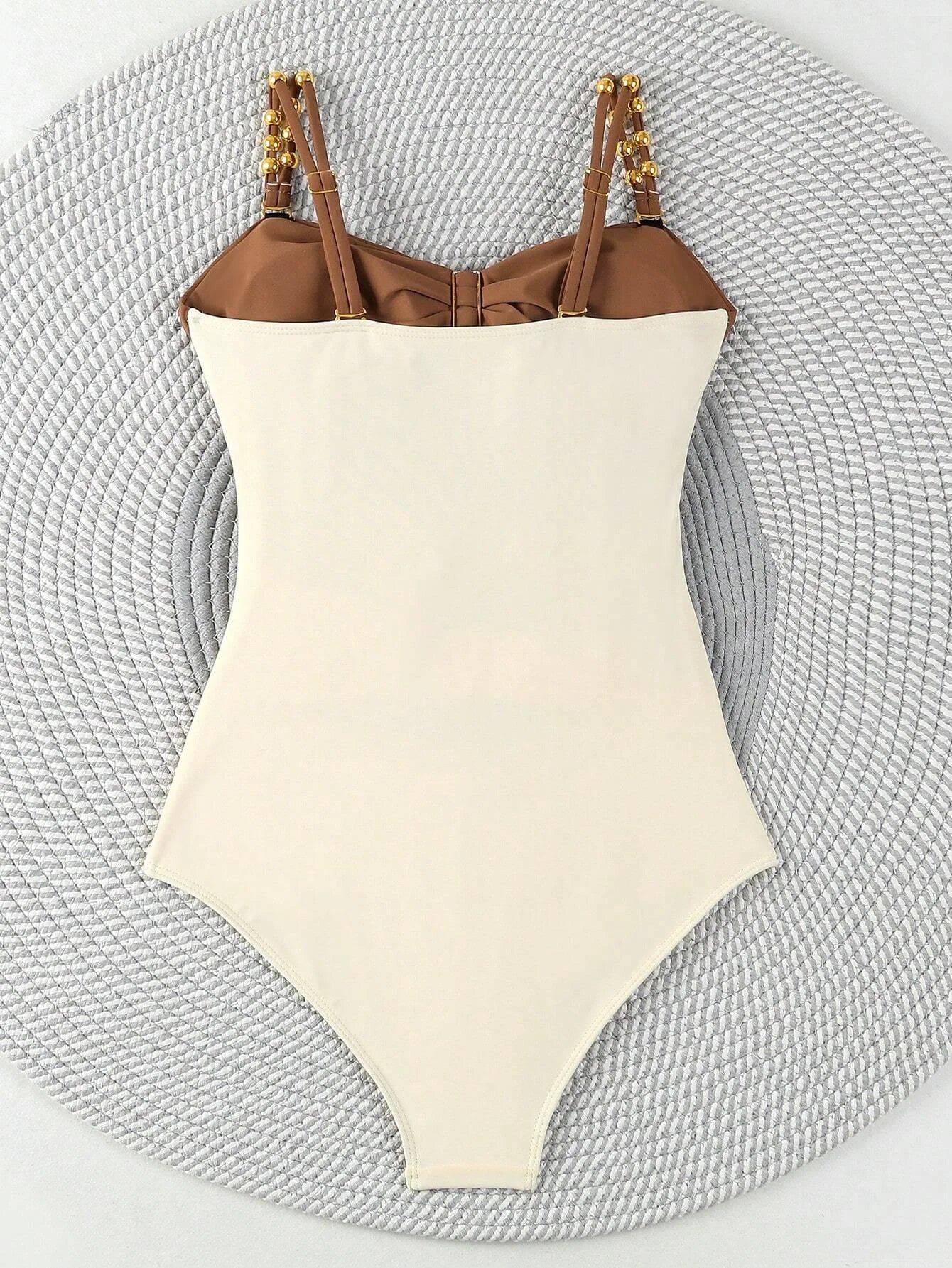 2026 New European And American Women's One-Piece Strapless Cutout Petal Belly-Covering Slim Sexy Beach Vacation Swimsuit